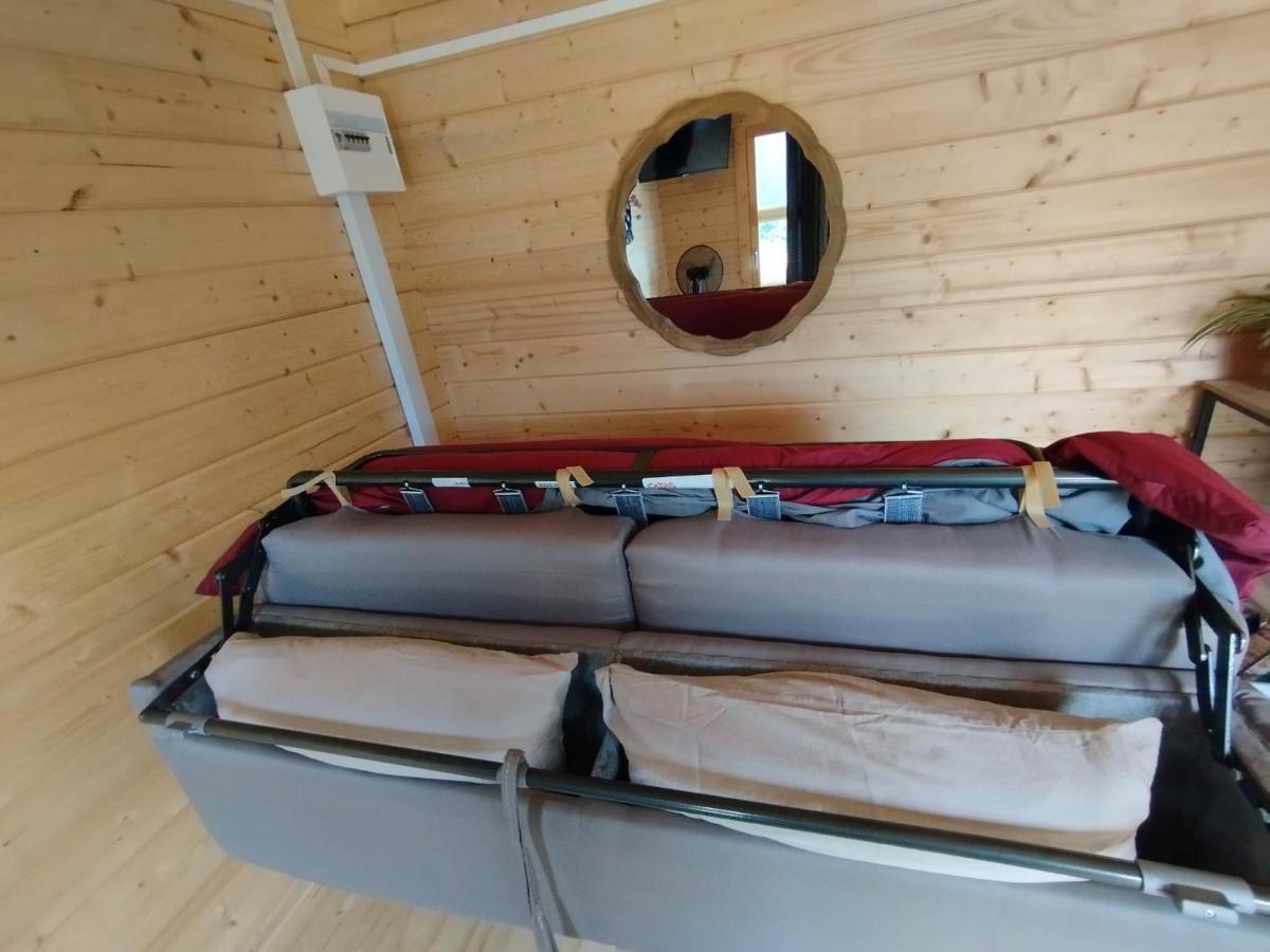 Tiny House Toute Equipee Avec Jardin Saint-Florent-sur-Cher Zewnętrze zdjęcie